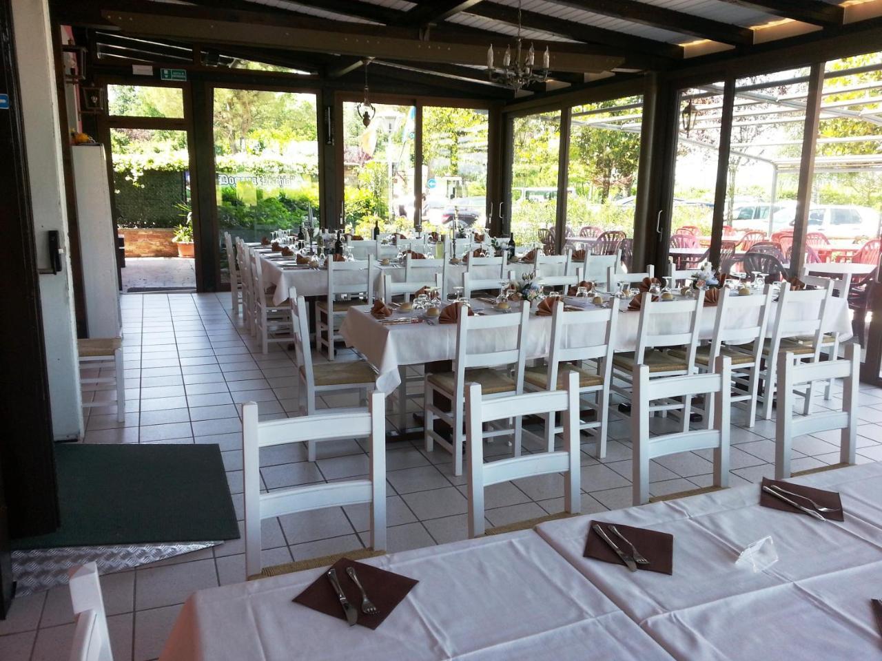 Dogana Vecchia - Hotel & Residence B&B Ristorante & Pizzeria Trivignano Udinese Exteriör bild