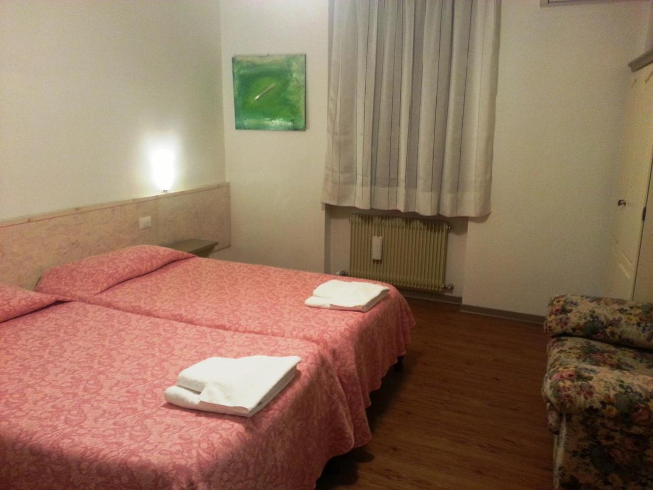 Dogana Vecchia - Hotel & Residence B&B Ristorante & Pizzeria Trivignano Udinese Exteriör bild